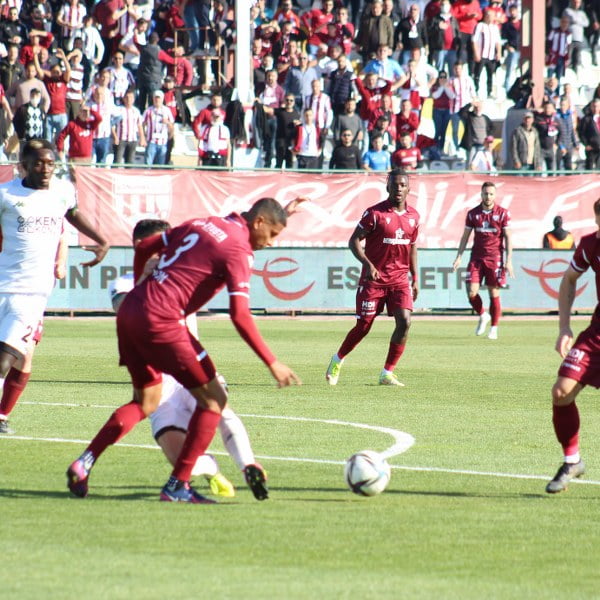 Bandırmaspor 3 Puanı 1 Gol ile Aldı