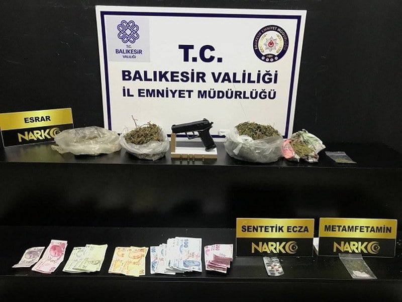 Edremit’te birçok suça bulaşmış kişi yakalandı