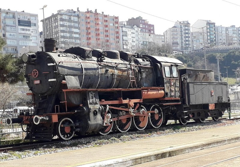 93 yaşındaki kara tren lokomotifi bakım istiyor