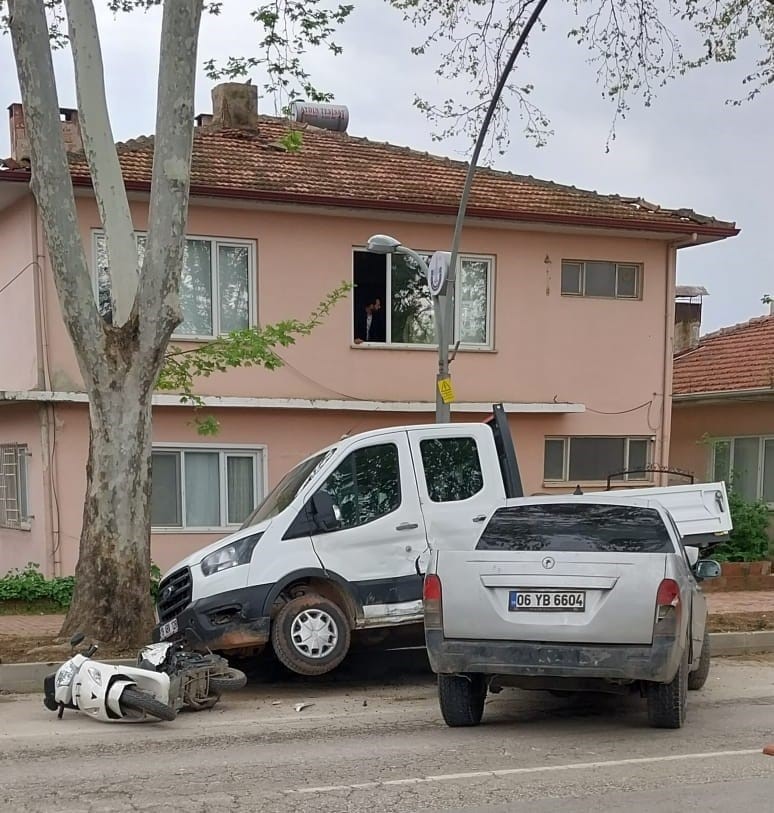 BURSA’DA FEZİ KAZA: 1 ÖLÜ, 1 YARALI