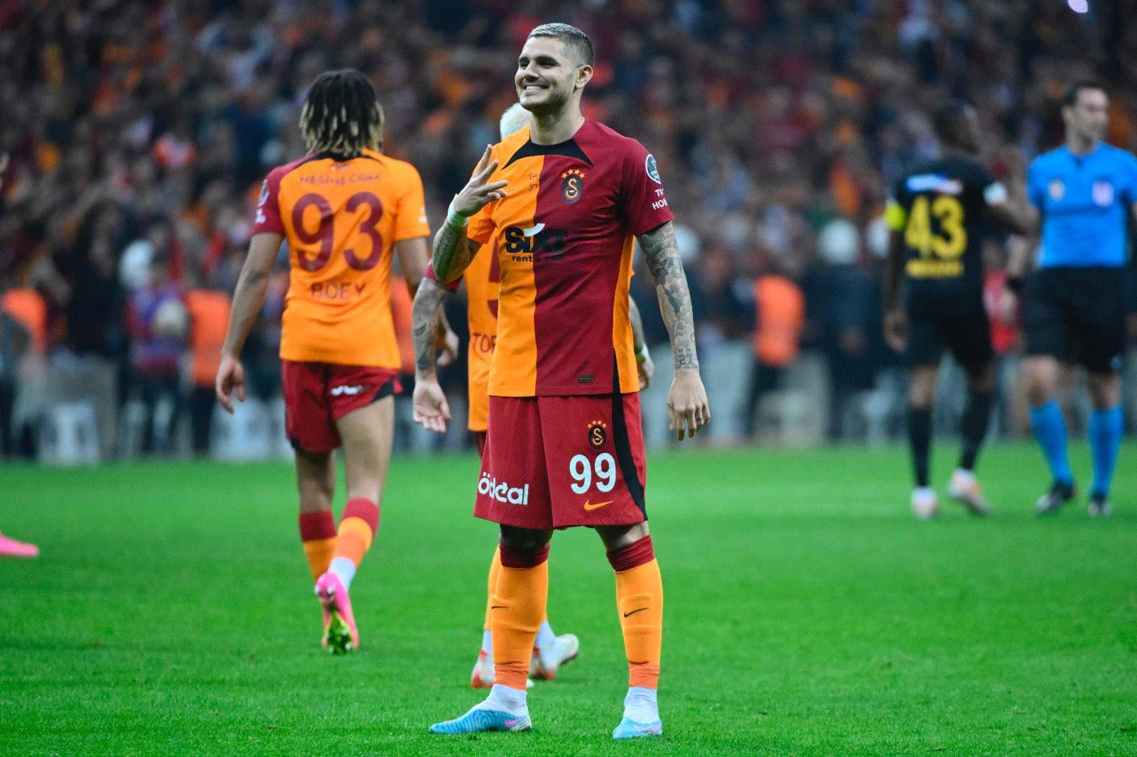 GALATASARAY 6-0 SKORLA YENİLMEZLİĞİ 13 MAÇA ÇIKARDI!