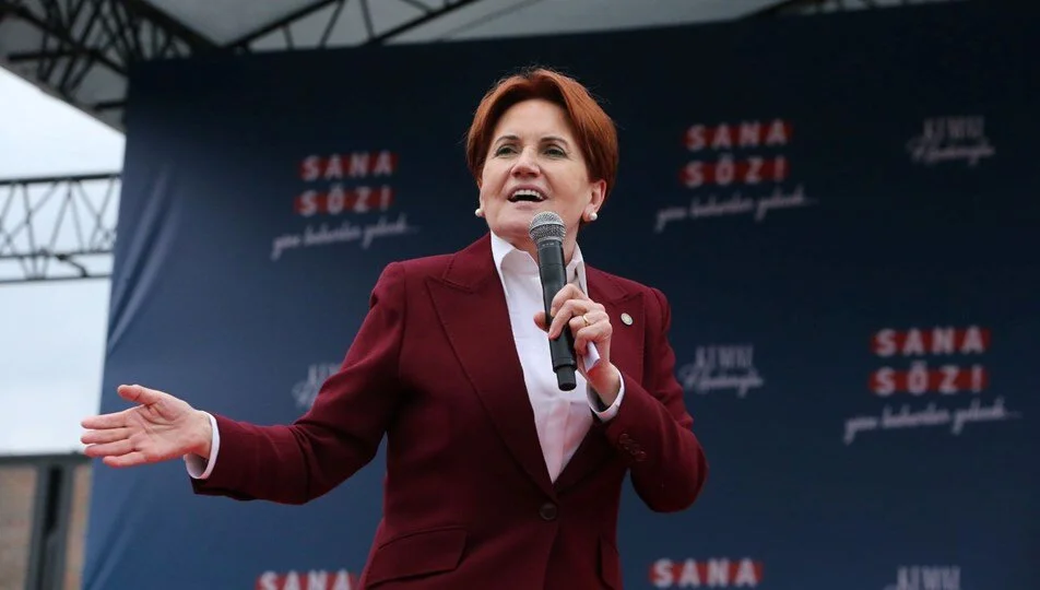 MERAL AKŞENER: ÖZGECANLAR, EMİNE BULUTLAR İÇİN BANA GÜÇ VERİN