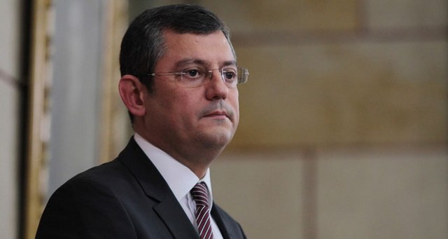 Özgür Özel CHP Genel Başkanlığı’na adaylığını açıkladı!