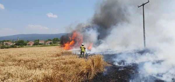 Çiftçinin Emekleri Kül Oldu