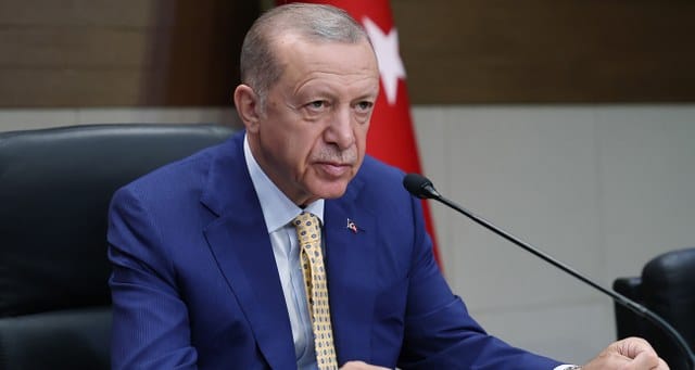 ERDOĞAN: “BU AĞIR YÜKÜN ALTINDAN HEP BİRLİKTE KALKACAĞIZ”