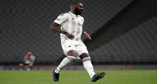 BEŞİKTAŞ’IN OYUNCUSU MASUAKU’DAN KÖTÜ HABER