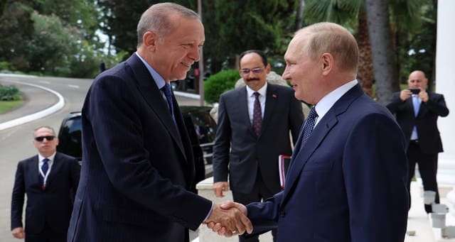 Erdoğan ve Putin 4 Eylül’de Soçi’de görüşecek