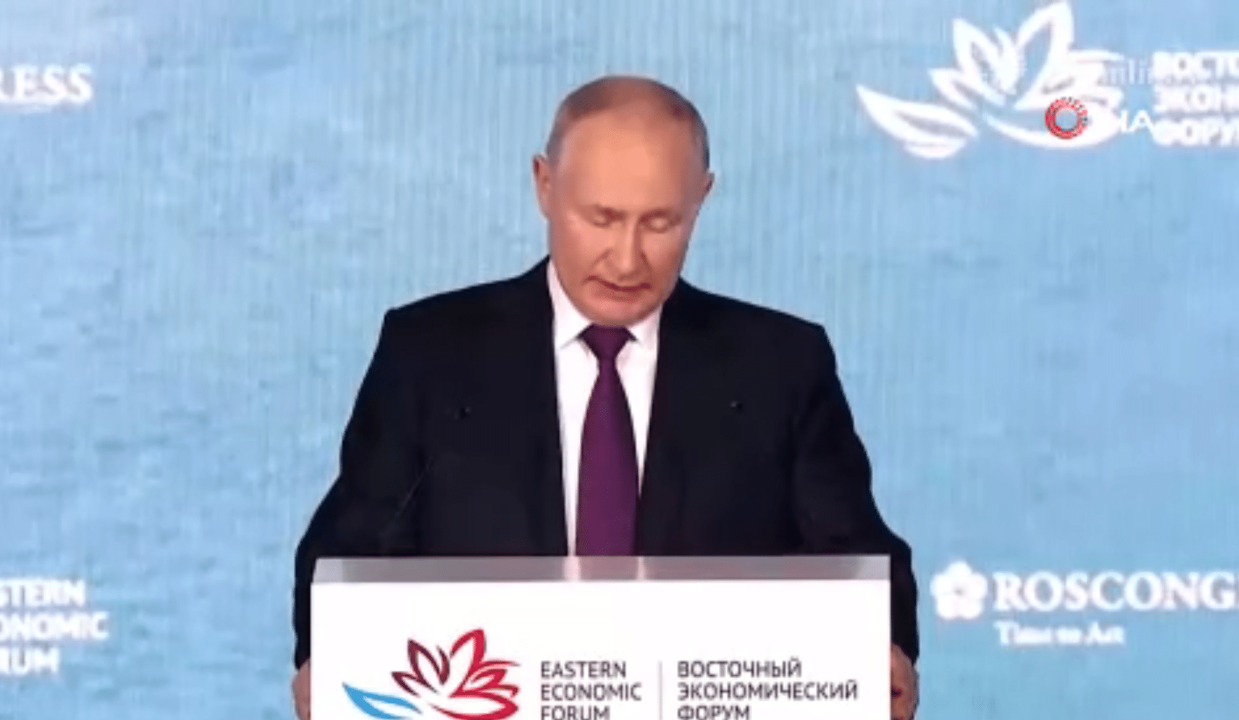 Putin: “Afrika, Batı’nın Afrikalıları kafeslerde taşıdığı günleri unutmayacak”