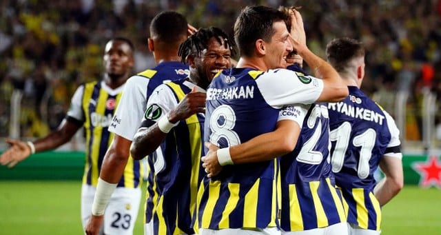 Fenerbahçe yenilmezlik serisini 11 maça çıkardı