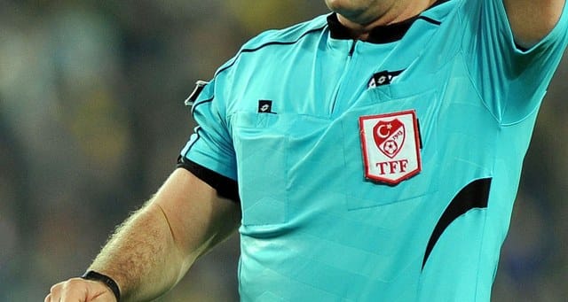 Süper Lig’de erteleme maçlarının hakemleri açıklandı