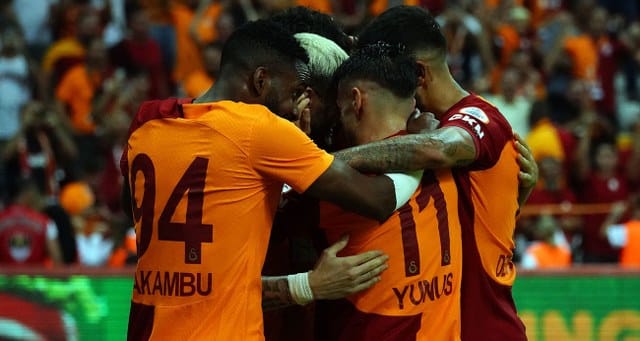 Galatasaray yenilmezlik serisini sürdürüyor