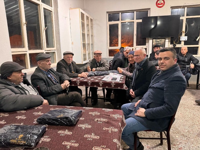 Cumhur İttifakı MHP Belediye Başkan Adayı Fahrettin Şener, Seçim çalışmaları kapsamında projelerini açıklamayı sürdürüyor. Bu kapsamda önemli bir vaatte bulunarak, " Susurluk'ta 2 bin depreme dayanıklı konut inşa edeceğiz" dedi.