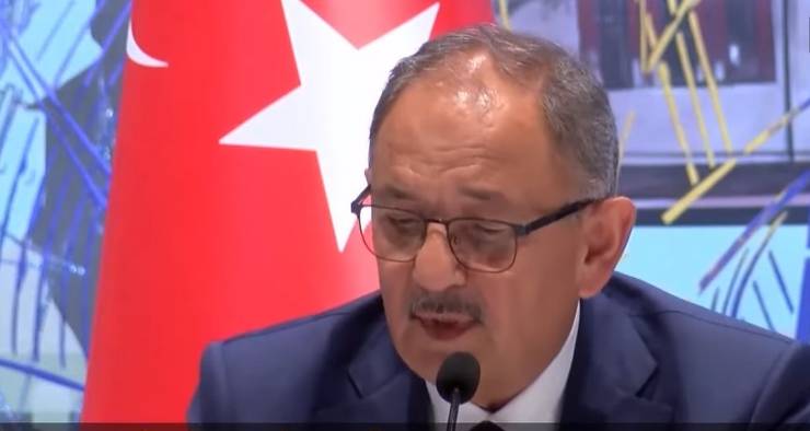 Bakan Özhaseki: “Müsilaj Nedeniyle Marmara Denizi’ni Yitireceğiz”