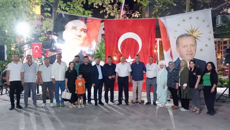 Susurluk'ta 15 Temmuz Demokrasi ve Milli Birlik Günü Kutlandı