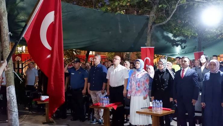 Susurluk'ta 15 Temmuz Demokrasi ve Milli Birlik Günü Kutlandı