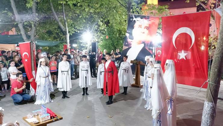 Susurluk'ta 15 Temmuz Demokrasi ve Milli Birlik Günü Kutlandı