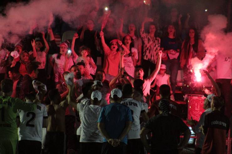 Kuşcenneti Mahalle Muhtarı ve Kuşcenneti Birlik ve Dayanışma Derneğinin ev sahipliğinde 28 Temmuz tarihinde başlayacak olan turnuvaya katılacak olan takımlar şampiyonluk için mücadele edecek.  Turnuva'da mücadele edecek takımların gruplarının belirleneceği kura çekimi ise 18 Temmuz tarihinde yapılacak.